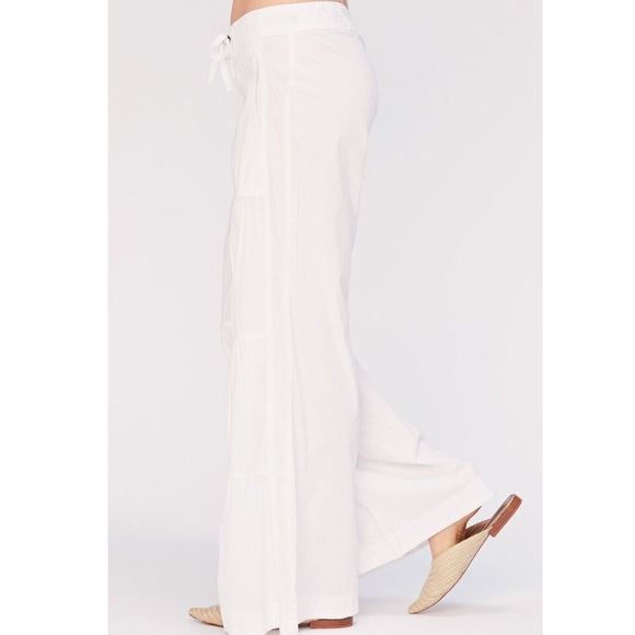 XCVI Terraced Poplin Flare Palazzo Cargo Pants - Picture 3 of 10